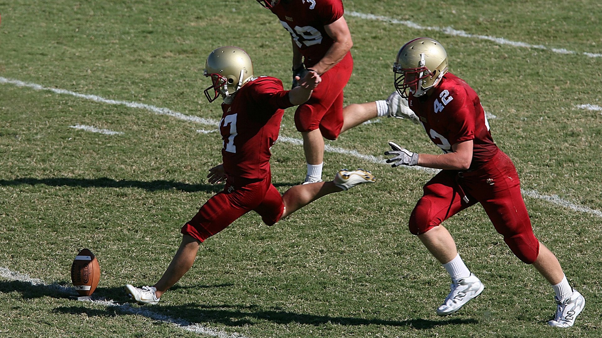 加拿大七人制橄榄球明星选手多次关键突破，加拿大橄榄球队有哪些